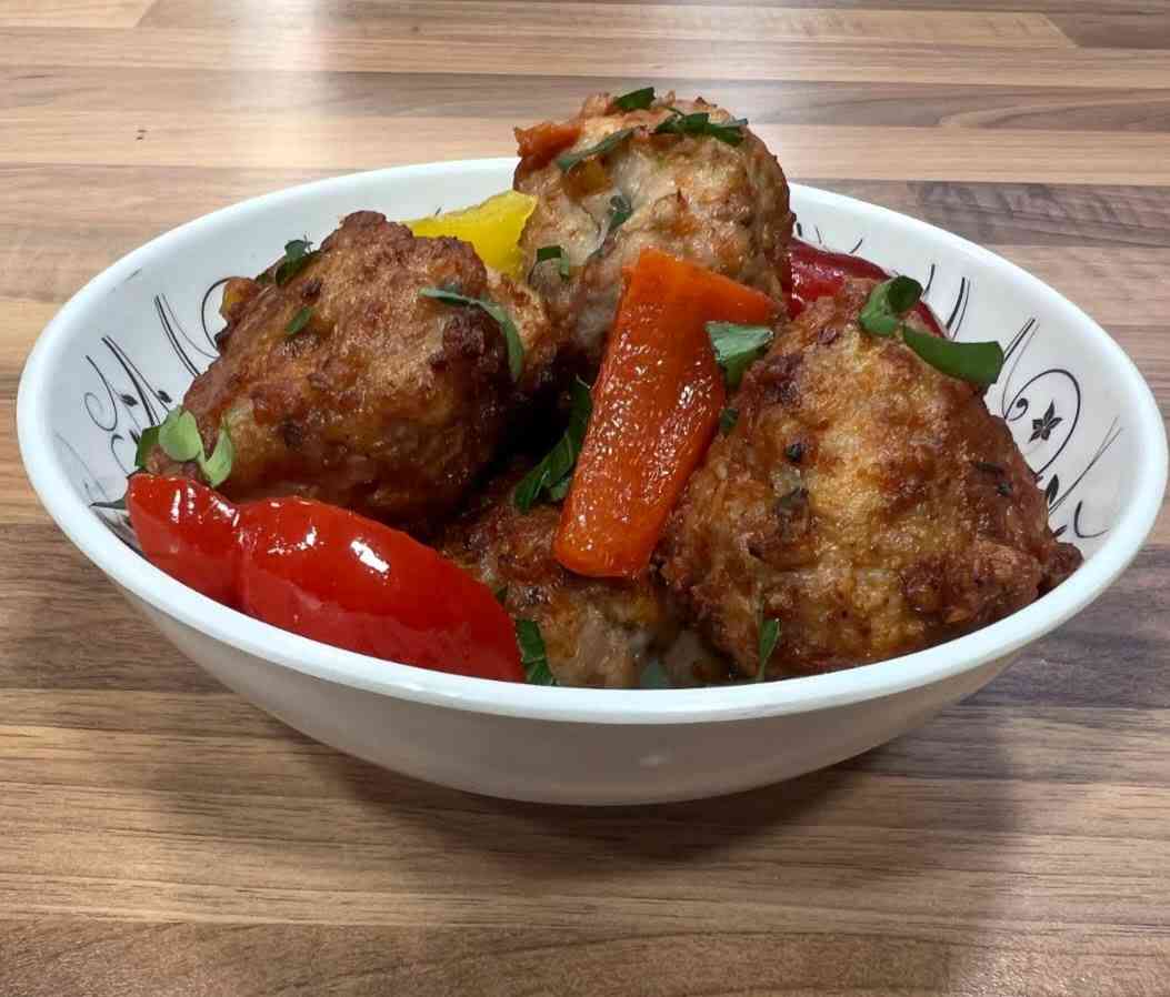 Boulettes de poulet sauce napolitaine
